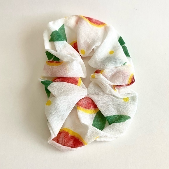 Woman | Scrunchies with Fruit Prints | Set of 5 - Picture 11 of 16